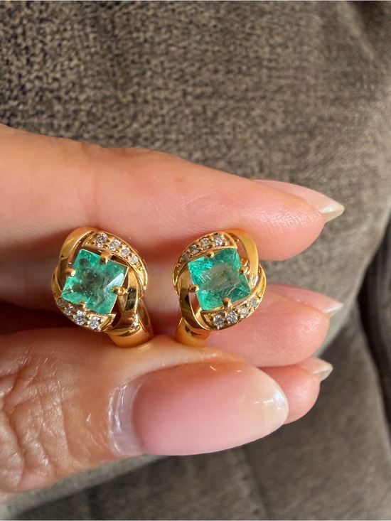 Jewelry - NEW 14K Yellow Gold Natural Emerald & Diamond Earrings – Certified
